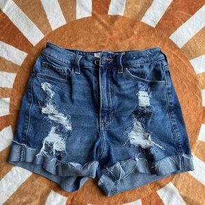 HOLLISTER High Rise distressed Mom Jean Shorts